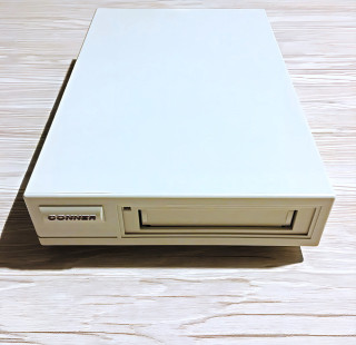 تیپ درایو اکسترنال کانر Conner - CTM420F Tape Drive