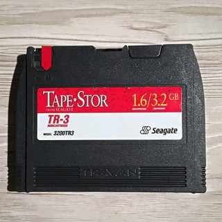 نوار کارتریج مغناطیسی TAPE•STOR ≈ Seagate Travan 1.6/3.2 GB © USA